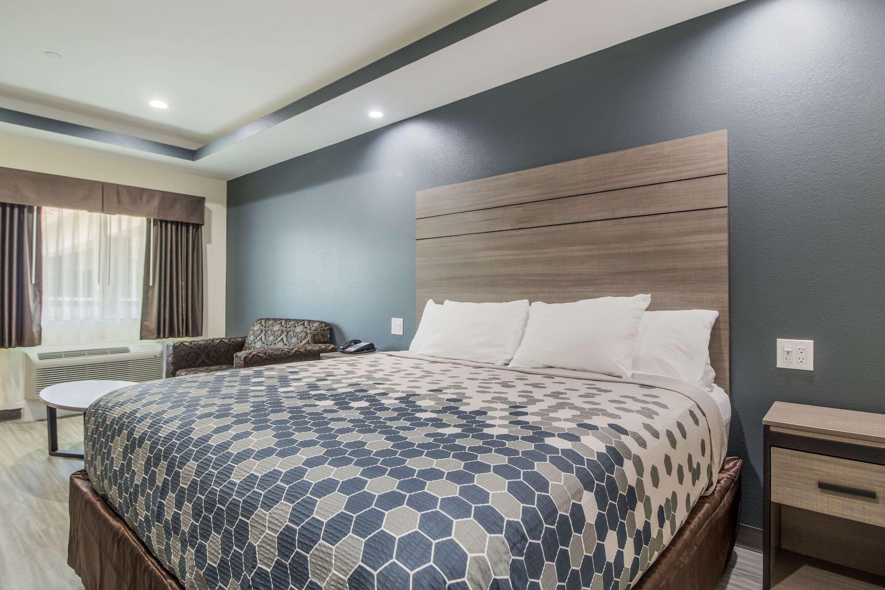 Regency Inn & Suites Humble Fm1960 - Iah Airport Dış mekan fotoğraf