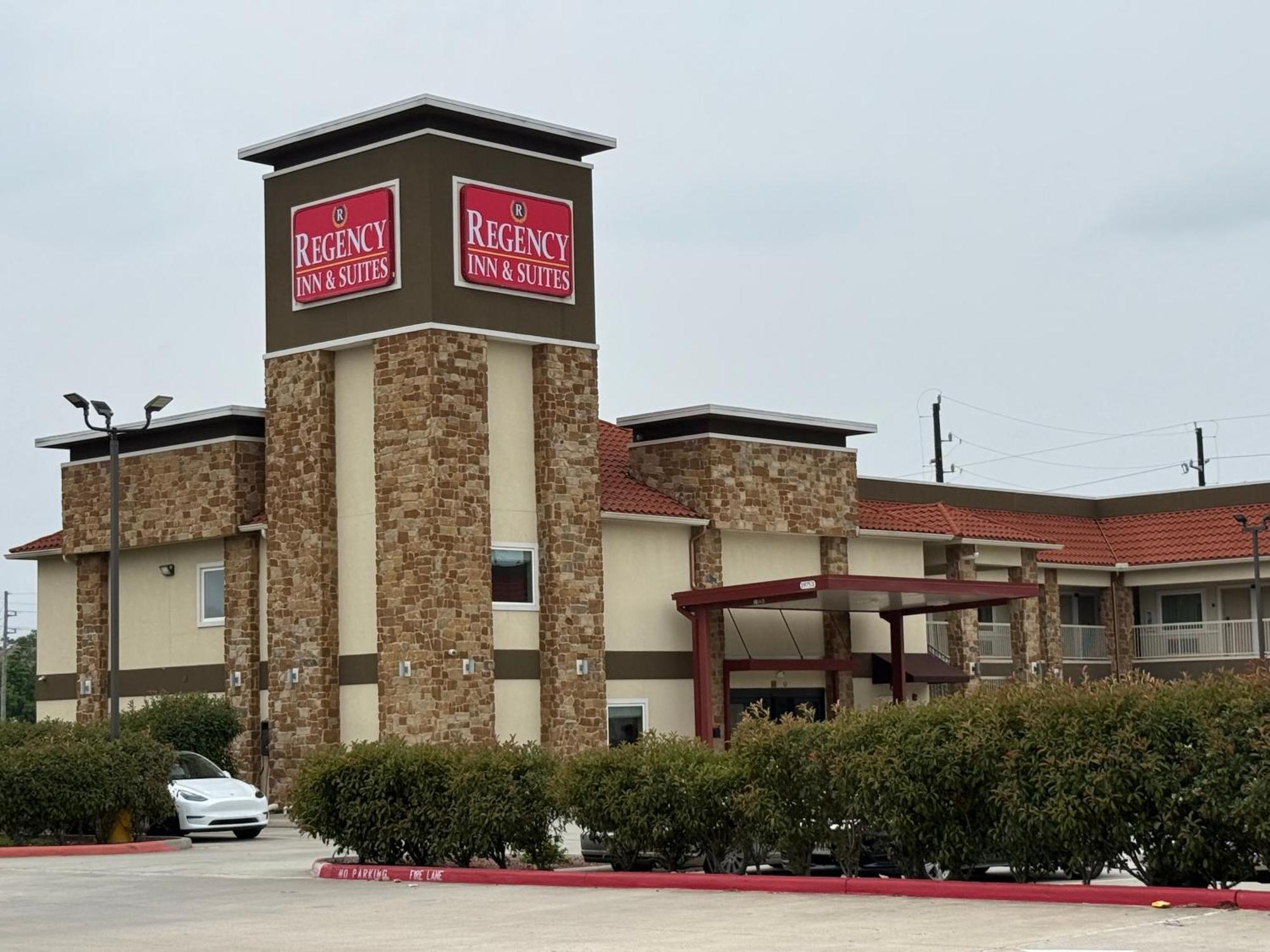 Regency Inn & Suites Humble Fm1960 - Iah Airport Dış mekan fotoğraf